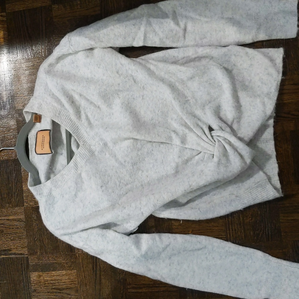 Scotch and Soda light grey wool sweater with knot
